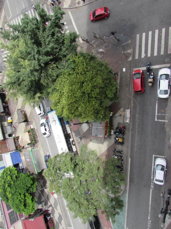 Nebias Palace Hotel Junto Da Avenida Ipiranga Com Sao Joao Em Frente Ao Bar Brahma Sp São Paulo Eksteriør billede