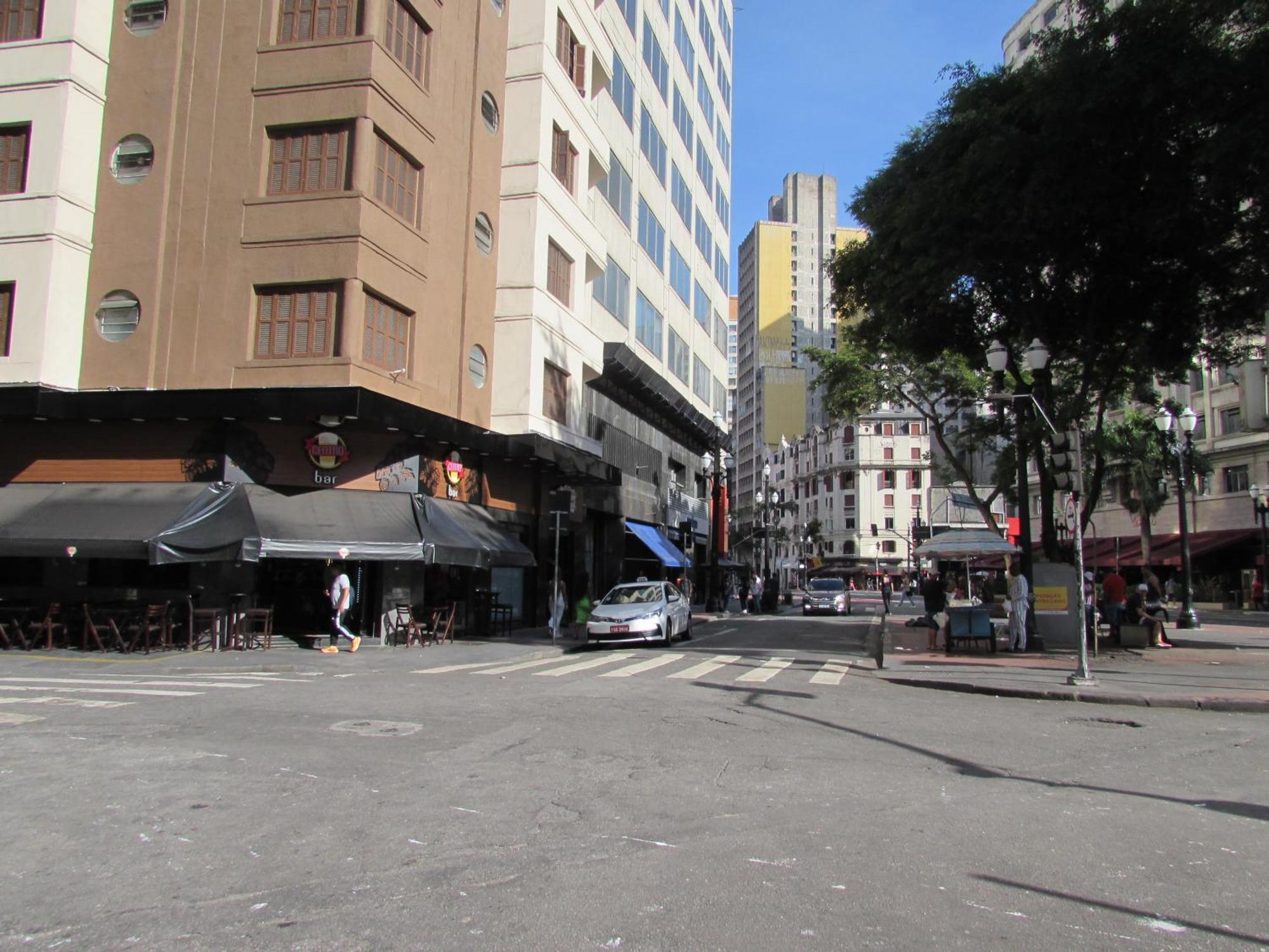 Nebias Palace Hotel Junto Da Avenida Ipiranga Com Sao Joao Em Frente Ao Bar Brahma Sp São Paulo Eksteriør billede